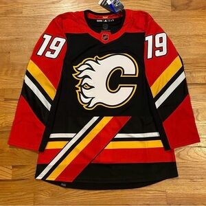 NWT Calgary Flames Matthew Tkachuk Hockey Jersey